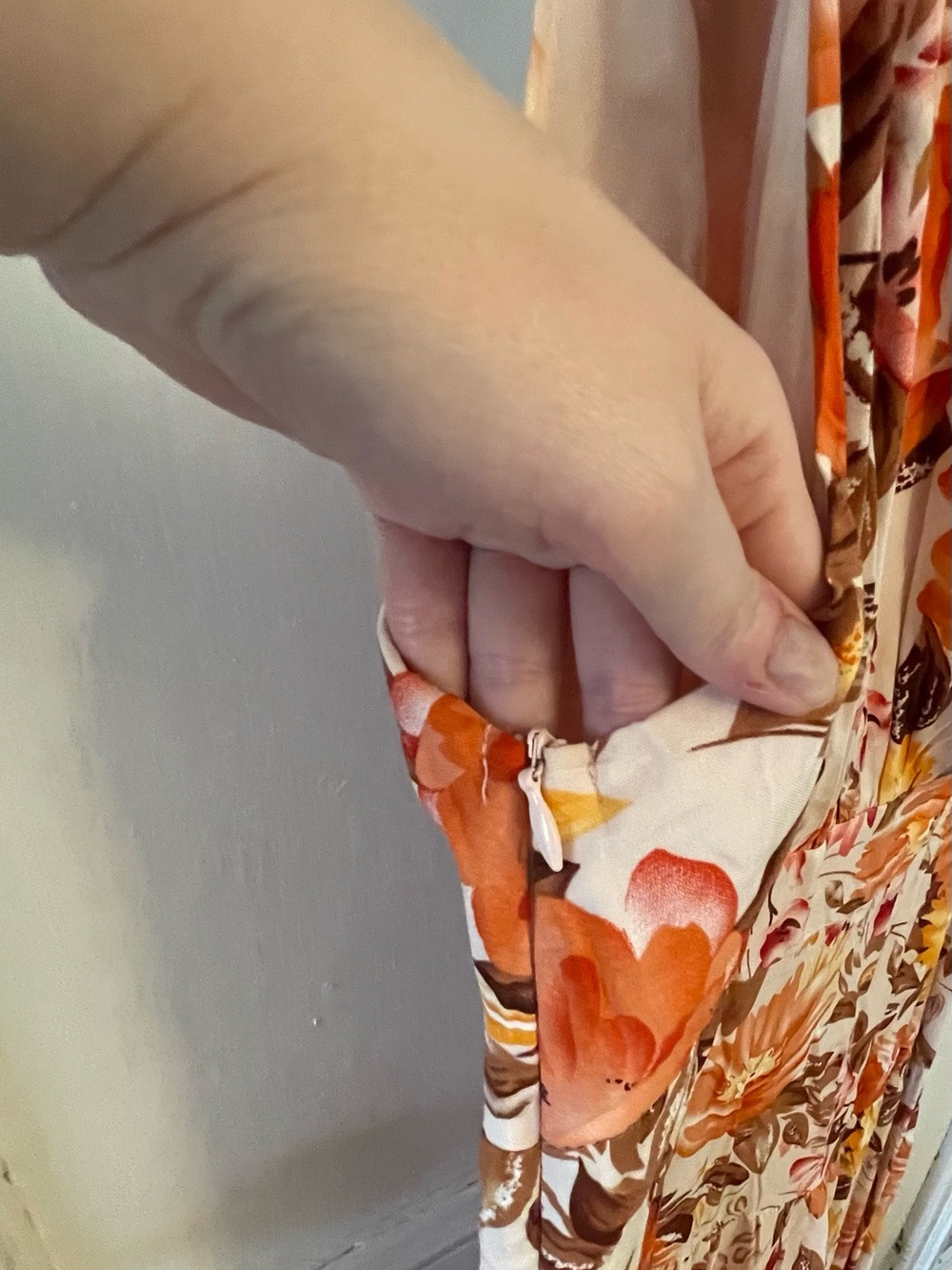 Petal & Pup Marietta NEW Dress Orange Floral Print Size 8 - Picture 6 of 9